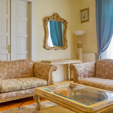 Casa Vacations 아파트 *
