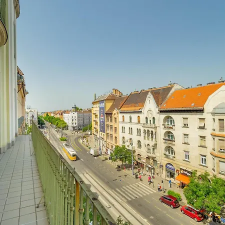 Lägenhet Casa Vacations Budapest